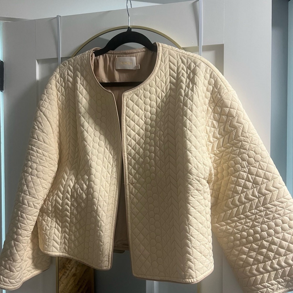 Ivory Quilted Bomber Jacket BARLEY WORN IN GREAT CONDITION!